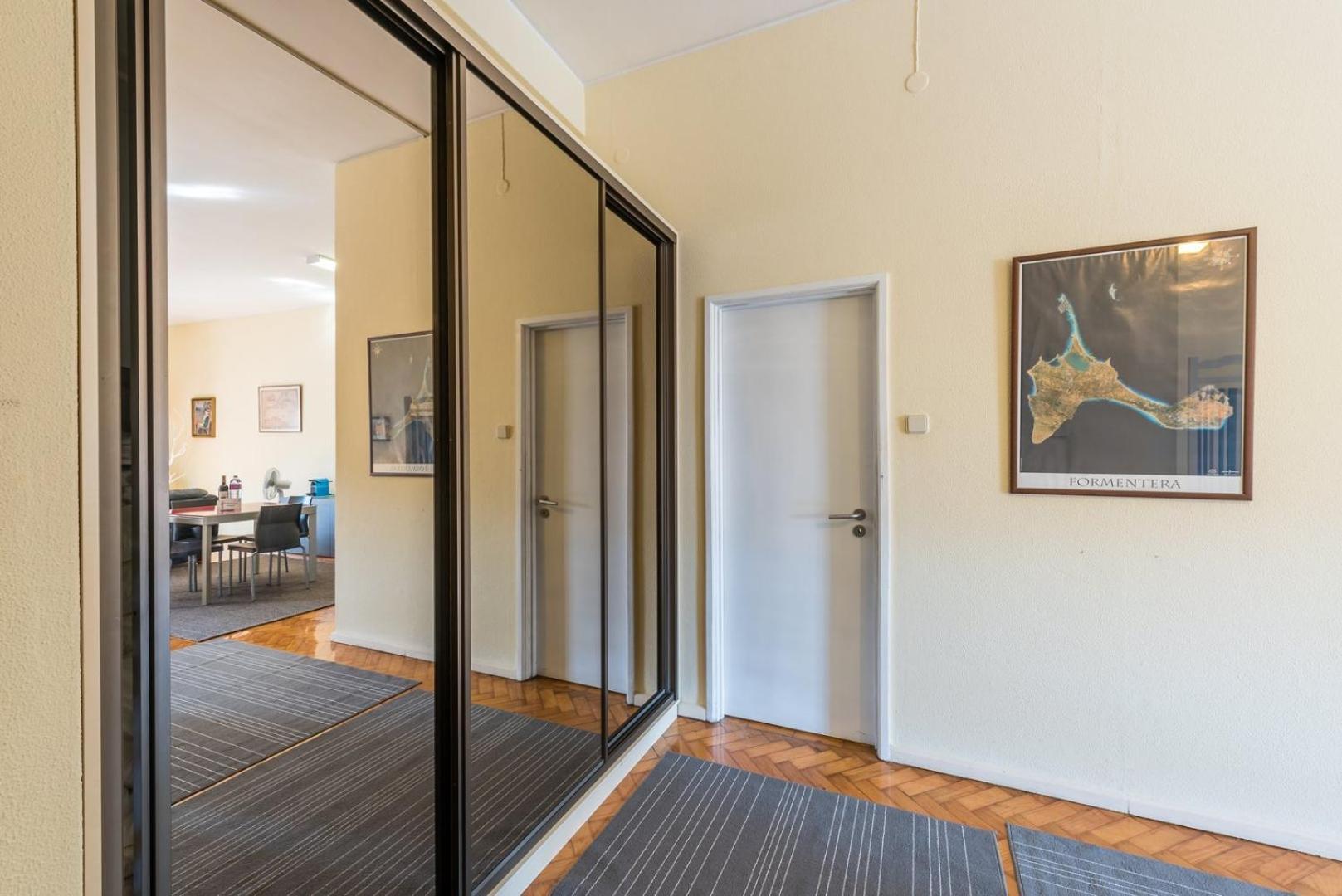 Guestready - Minimalistic Studio Downtown Порто Екстериор снимка