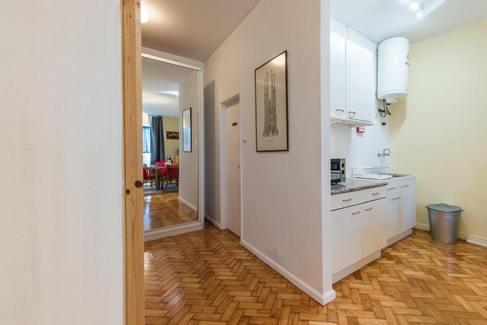 Guestready - Minimalistic Studio Downtown Порто Екстериор снимка
