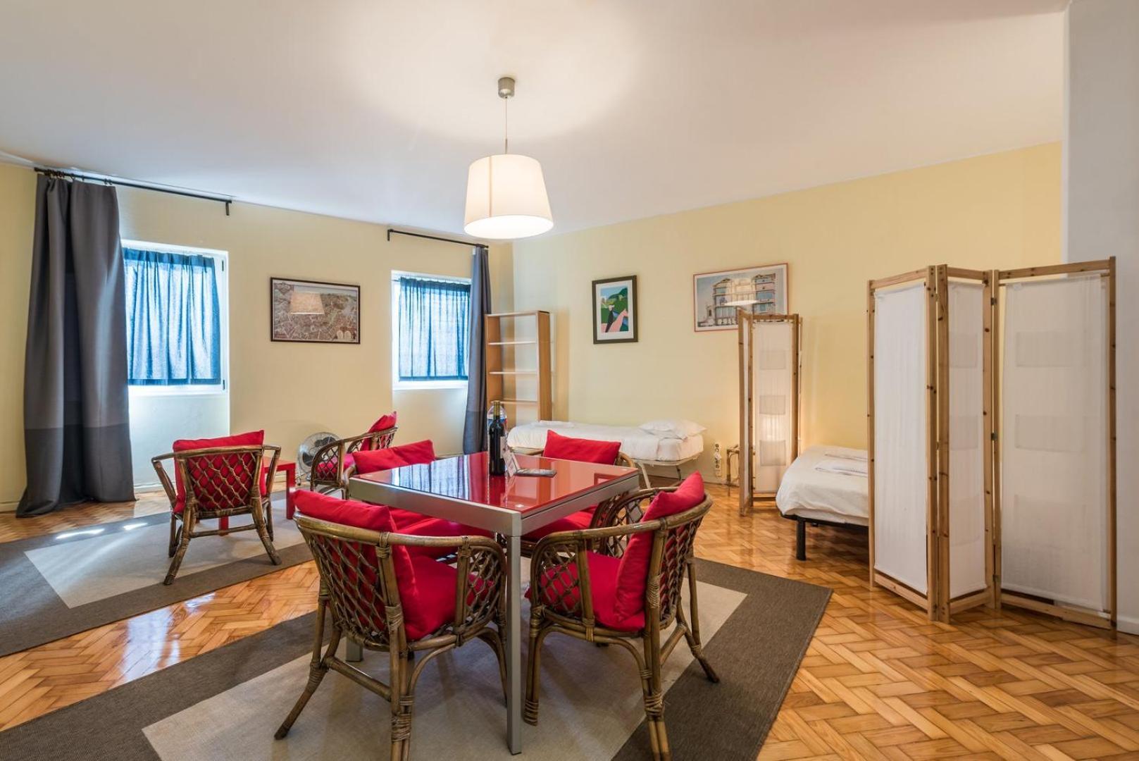 Guestready - Minimalistic Studio Downtown Порто Екстериор снимка