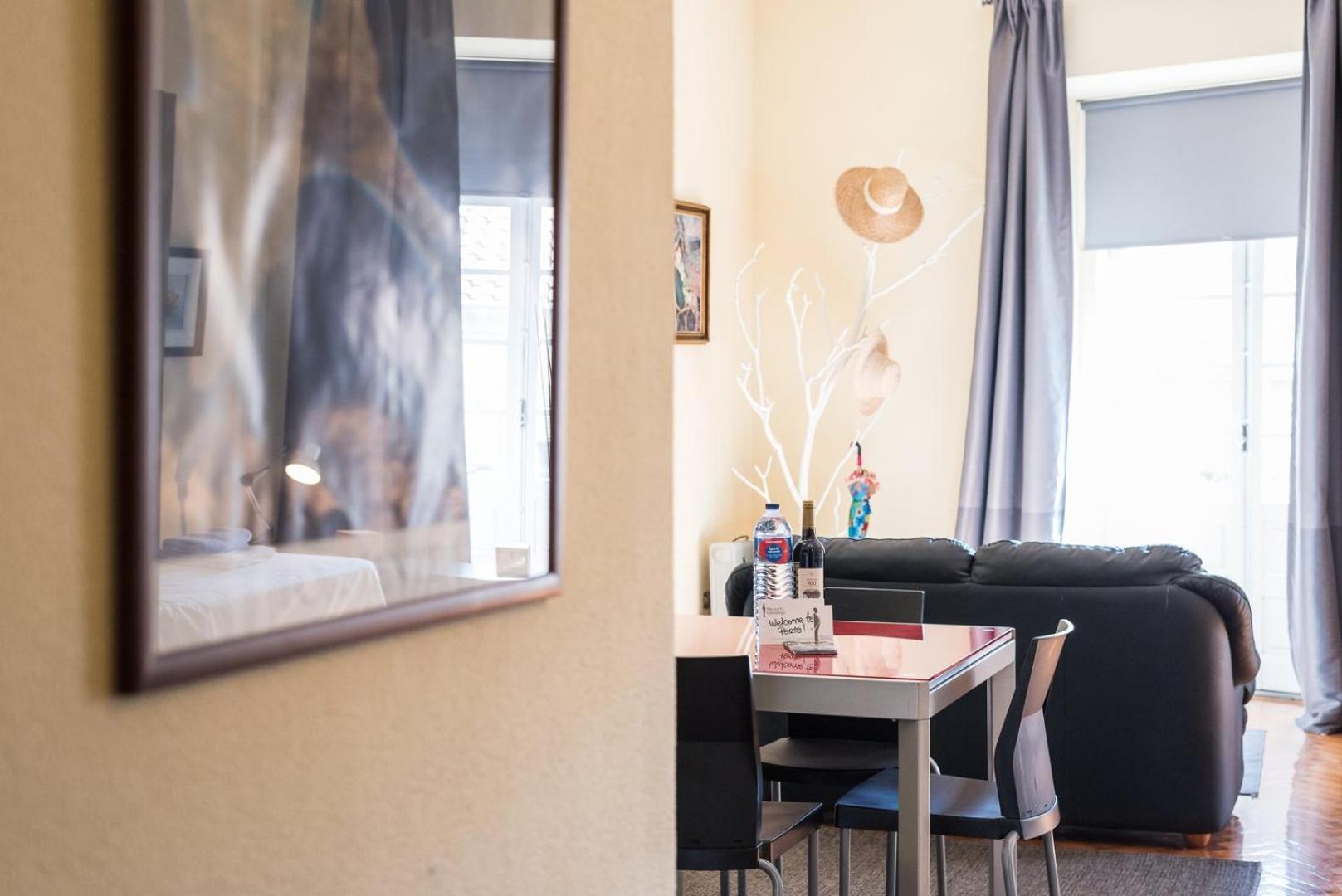 Guestready - Minimalistic Studio Downtown Порто Екстериор снимка